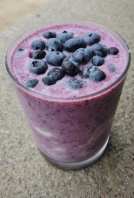 Simple blueberry smoothie