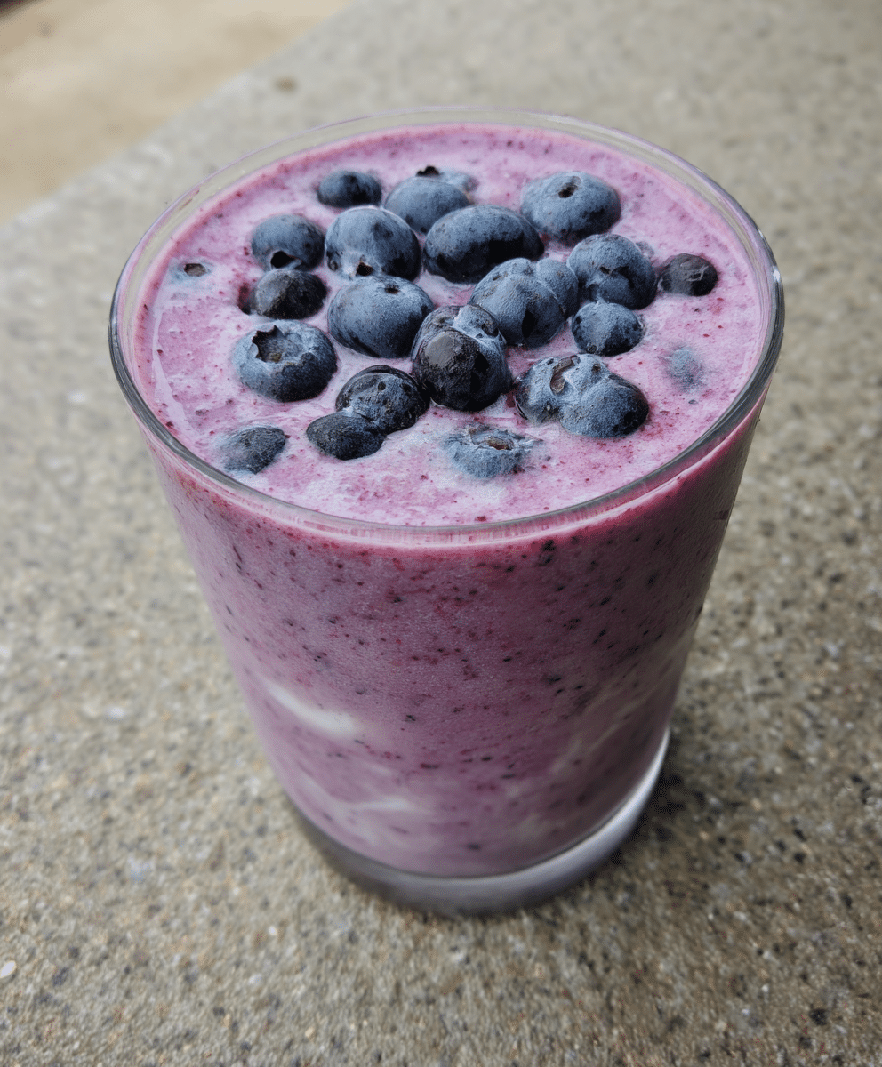 Simple blueberry smoothie